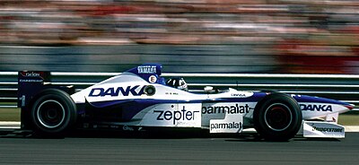 How many wins did Damon Hill secure in his championship-winning 1996 season?