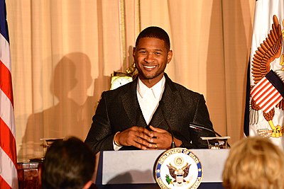 How would you describe Usher's voice type?