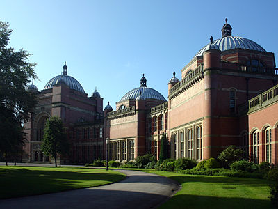 How many Nobel laureates are associated with the University of Birmingham?