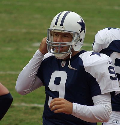 What kind of injury primarily affected Romo's career?