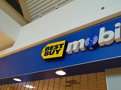 Which mobile carriers' phones does Best Buy sell in the United States?