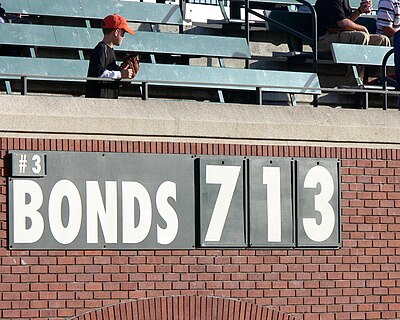 In which round was Barry Bonds drafted in the 1985 MLB Draft?
