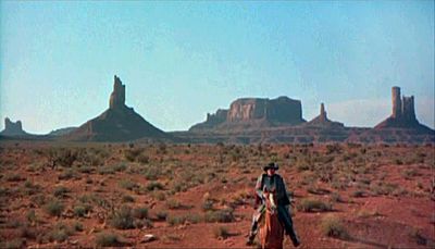 Which of these is a characteristic of John Ford's filmmaking style?