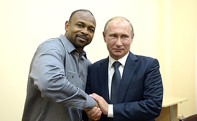 Roy Jones Jr.'s fighting style is often compared to?