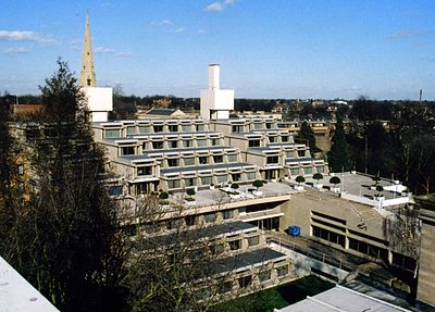What honor did Denys Lasdun receive in recognition of his architectural achievements?