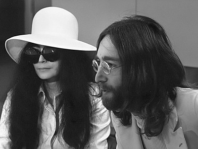 What genres best describes Yoko Ono?[br](select 2 answers)