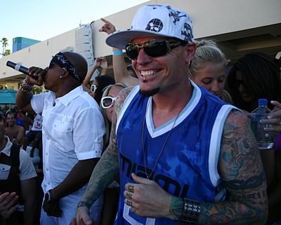 Which album of Vanilla Ice became the fastest-selling hip hop album of all time?
