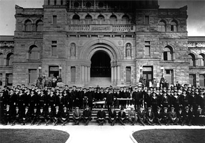 Which year did the Empress Hotel open in Victoria?