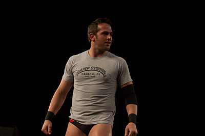 What wrestling company is Roderick Strong currently signed to?