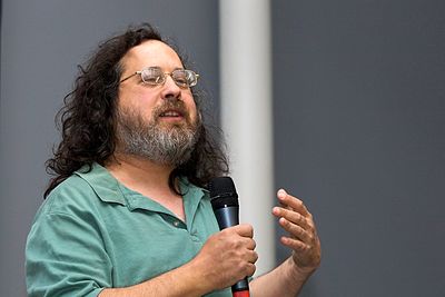 What is the name of the most widely used free software license authored by Richard Stallman?