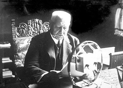 What was Paul von Hindenburg's role during World War I?