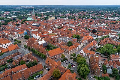 [url class="tippy_vc" href="#1963209"]Wendisch Evern[/url] occupies an area of 14.89 square kilometre. What is the area occupied by Lüneburg?