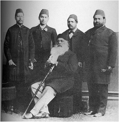 To whom did Syed Ahmad Khan repeatedly call upon Muslims to serve loyally?