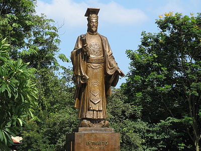 What was the primary language used in Đại Việt during Lý Thái Tổ's reign?
