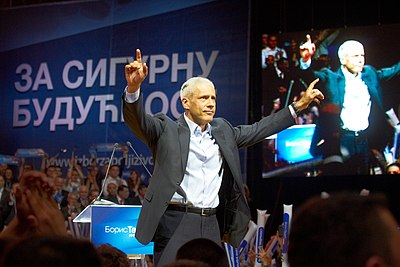 Who did Boris Tadić beat in the 2004 presidential elections?