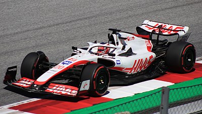 What year did Kevin Magnussen leave Haas?