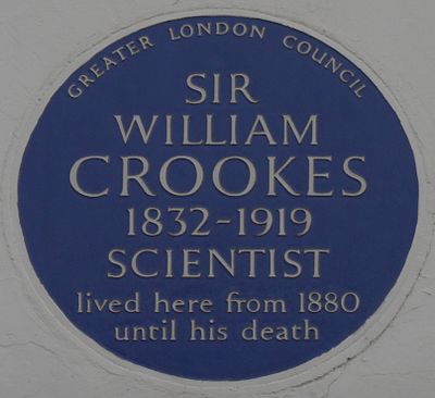 William Crookes is a citizen of [url class="tippy_vc" href="#468"]United Kingdom[/url].[br]Is this true or false?