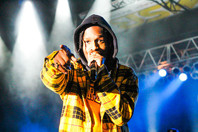 Which record labels did ASAP Rocky sign a joint venture deal with after the success of his debut mixtape?