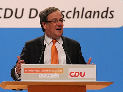 What election method was used to confirm Laschet as the leader of the CDU?