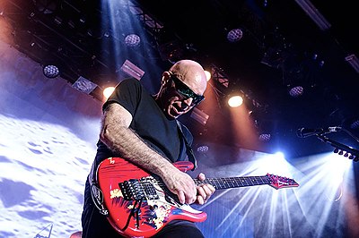 What tour did Satriani found in 1995?