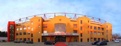 What is the capacity of the Stadion An der Alten Försterei?