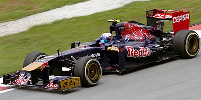 In which year did Daniel Ricciardo make his Formula One debut?