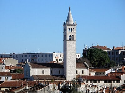 What is the rank of Pula among the largest cities in Croatia?