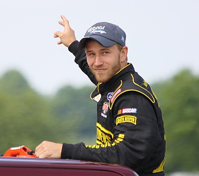 What brand of car does Jeffrey Earnhardt drive in the Truck Series?