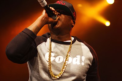 Jadakiss is currently signed to which labels?