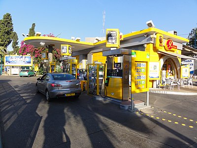 How many gas stations does Paz Oil Company operate?