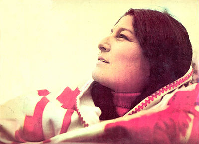 What genre is Mercedes Sosa known for?