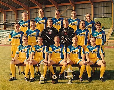What is the nickname of Barry Town United F.C.?