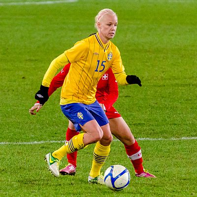 What is the jersey number of Caroline Seger for the Swedish national team?