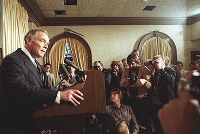 Which political office did Haig seek unsuccessfully in 1988?