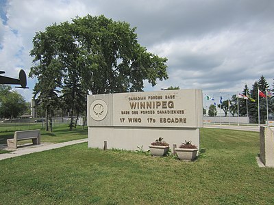What is the meaning of the word "Winnipeg" in Western Cree?
