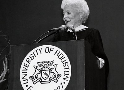 What was Ann Richards' profession before politics?