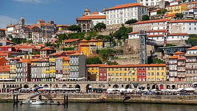 What is the name of Porto's famous football club?