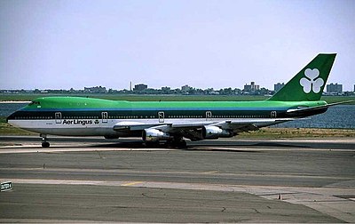 What does the name "Aer Lingus" mean in Irish?