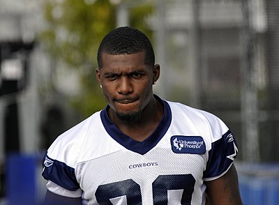 What honor did Dez Bryant receive in college in 2008?