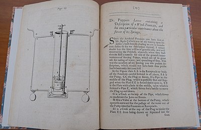 What did Robert Hooke build to assist Robert Boyle's experiments on gas law?