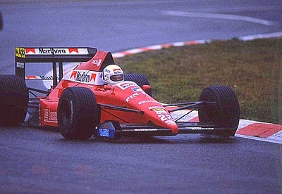 In which racing division did de Cesaris start his career?