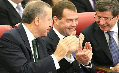 Which political alliance is Ahmet Davutoğlu's Future Party a member of?