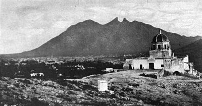 What mountain range is Monterrey located near?