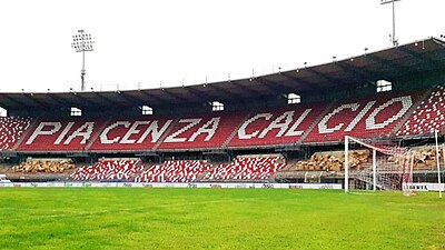 Who was Piacenza Calcio's head coach between 1999 - 2000?