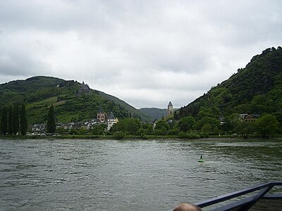 Does Bacharach belong to the Verbandsgemeinde of Rhein-Hunsrück?