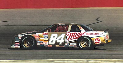 What was Trickle's primary paint scheme color?