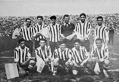 What is the nickname of the Paraguay national football team?
