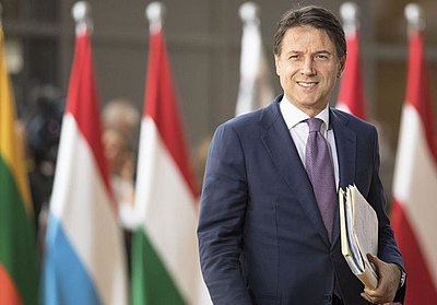 How many Prime Ministers appointed without prior political experience has Italy had, including Giuseppe Conte?
