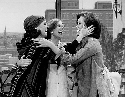 Who did Valerie Harper portray in the show'The Mary Tyler Moore Show'?
