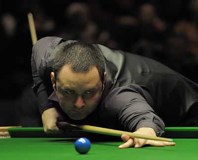 What nationality is Stephen Maguire?